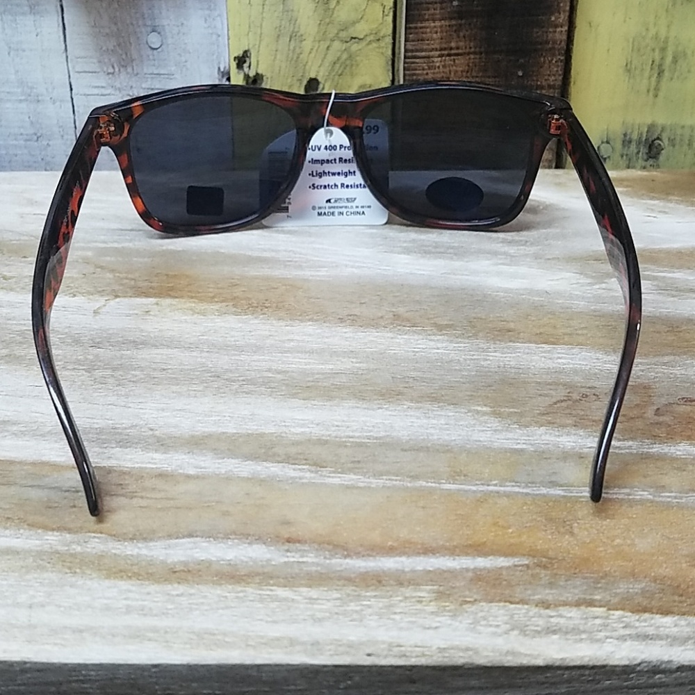 Sunglasses 400UV - Picture 4 of 8